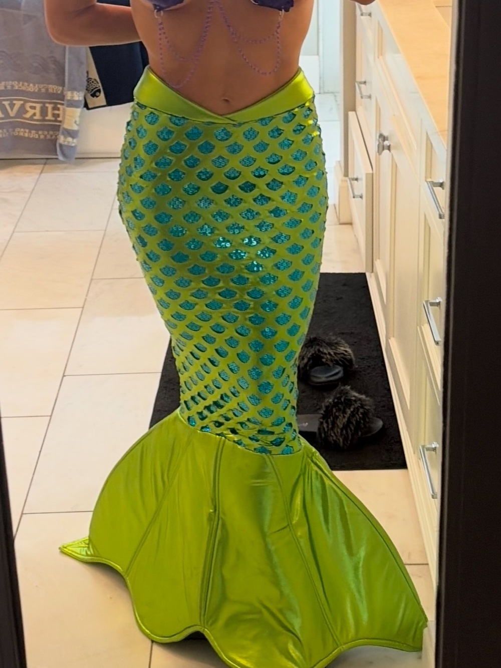 Roma Costume mermaid tail lime green blue sequin size small new